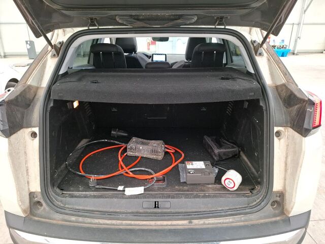 COMING SOON PEUGEOT 3008 ALLURE 1.6 PHEV HYBRID AUTO SPANISH LHD IN SPAIN 81000 MILES 2020
